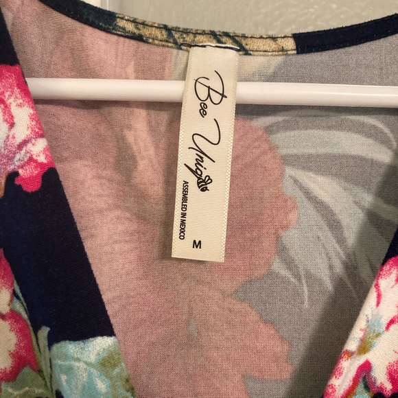 Mother Bee Maternity Dress - Picture 4 of 4